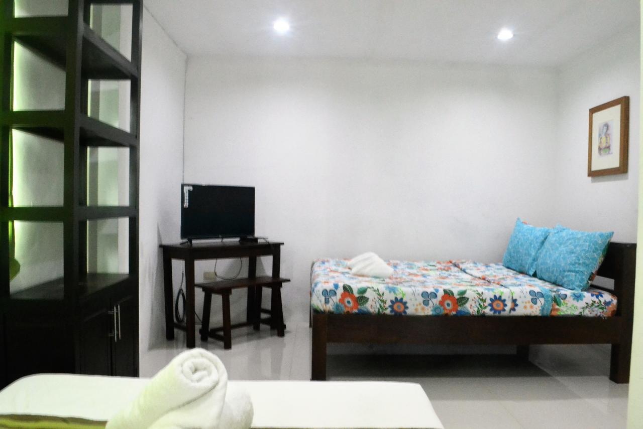 Hotel Lola Natividad Vigan Zewnętrze zdjęcie